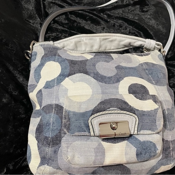 Coach Kristin Blue and Gray Geometric Shoulder Bag (rare) - Picture 2 of 6